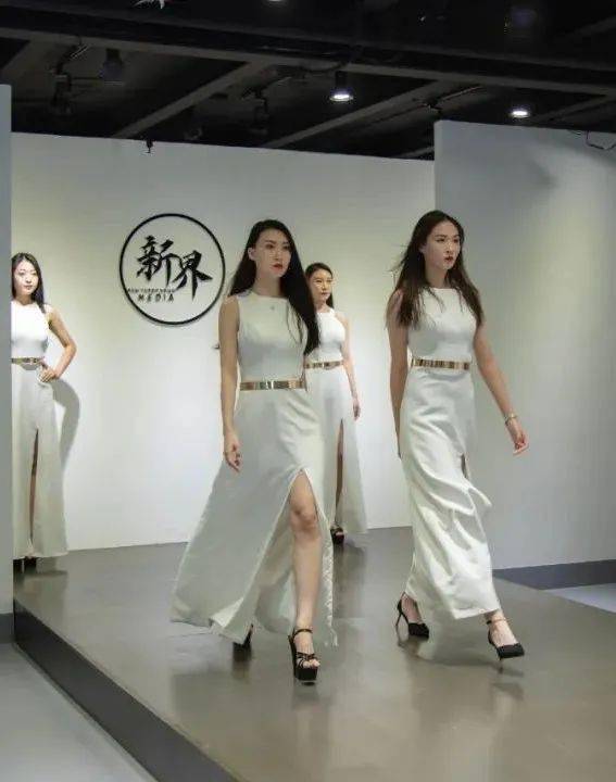 第六屆新界杯VK國際模特大賽暨“穿越空與時”復古主題秀禮儀服務指南